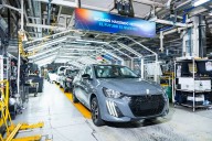 Ya se fabrican en la Argentina los nuevos Peugeot 208 y 2008 Bío