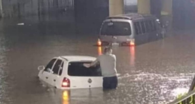 Fuertes lluvias afectaron a Caracas, La Guaira, Miranda, Carabobo y Aragua