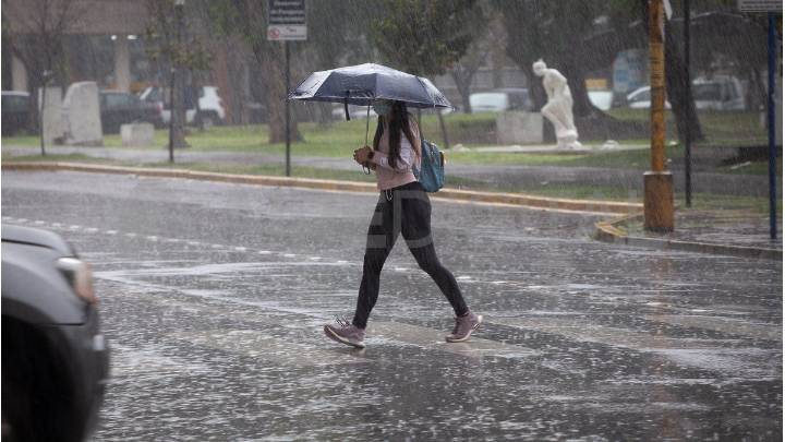 Llega un fin de semana con tormentas y posible caída de granizo en Santa Fe y la región