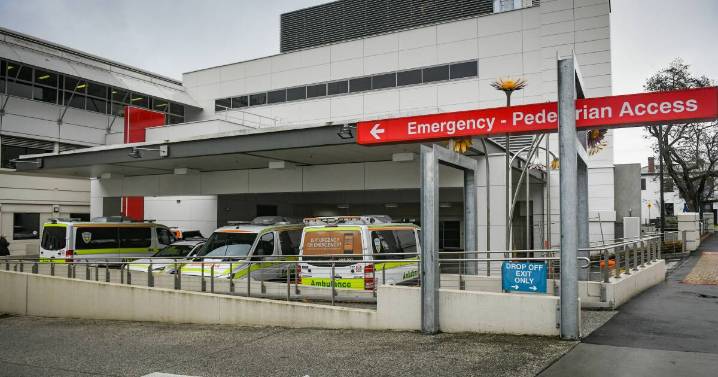 Evacuation at Launceston General Hospital theatre