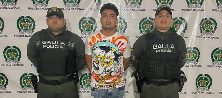 Gaula capturó a joven y aprehendió a adolescente, señalados de extorsión