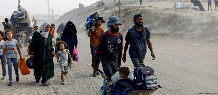 Israel abre ruta para que huyan palestinos de Gaza