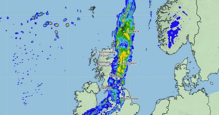 Hurricane Gabrielle set to affect Brits in key areas as Met Office issues update