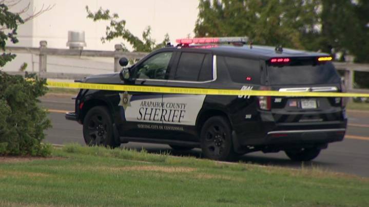 Man with machete and knife killed by deputy in Centennial, sheriff's office says