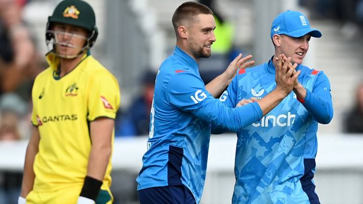 Shock bolter named in England's injury