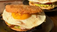Waffles de chipá: tus desayunos y meriendas pueden ser más deliciosos con esta receta que es un 10