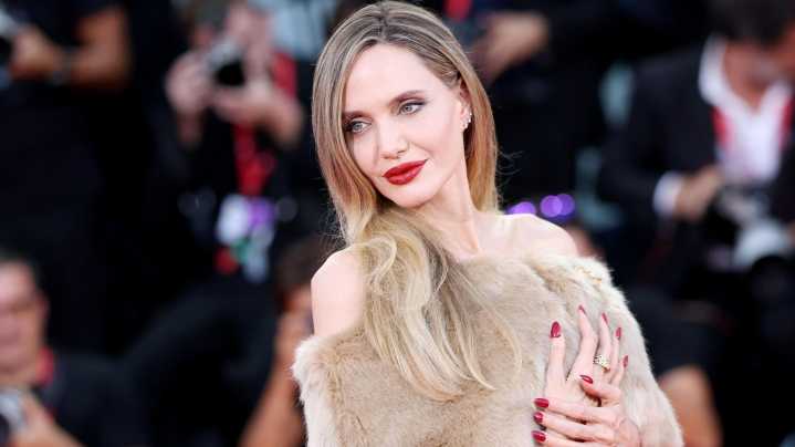 Angelina Jolie expresa preocupación por la libertad de expresión en Estados Unidos