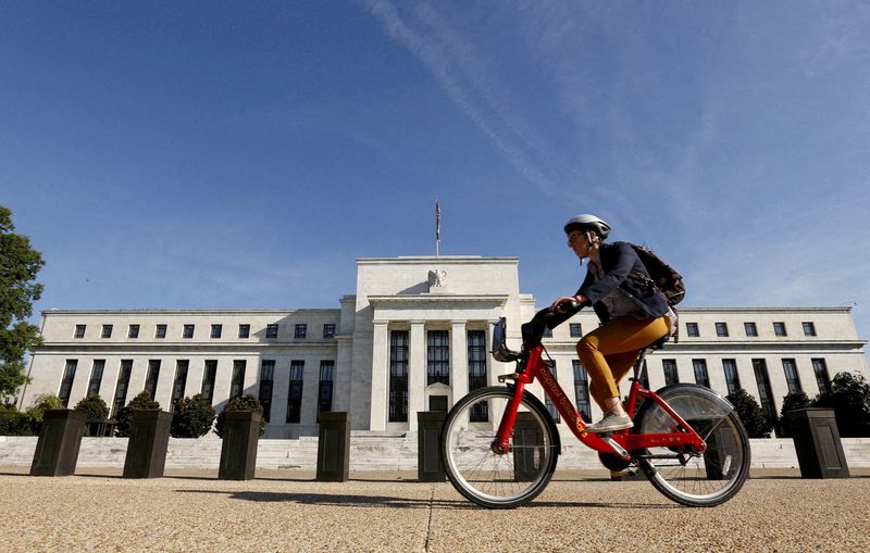 US banks borrow $1.5 billion from Fed's repo facility in sign of minor funding pressure