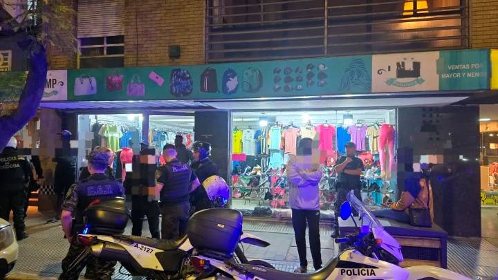 Gravísimo ataque en Córdoba: intentó quemar vivo a un policía