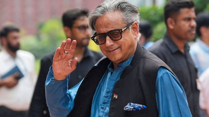 ‘Tendulkar, Tagore, Beethoven and…’: Tharoor mounts poetic defense of idli after X user says it tastes like ‘steamed regret’