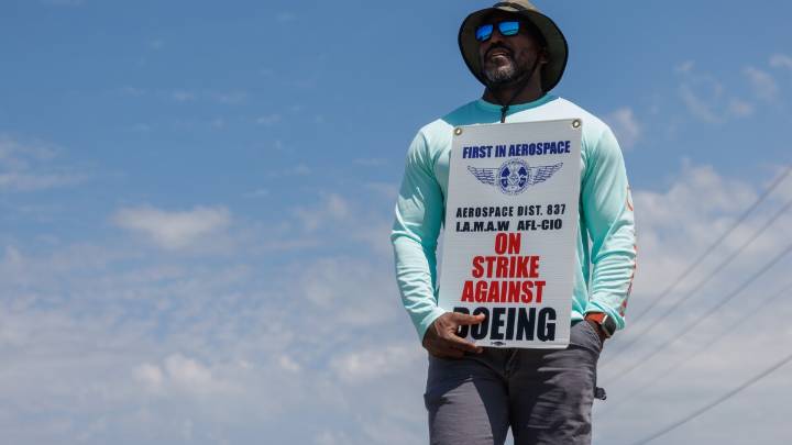 Union rejects third Boeing St. Louis contract proposal, strike continues