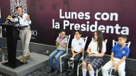 Alumnos destacados en matemáticas asisten al “Lunes con la Presidenta”
