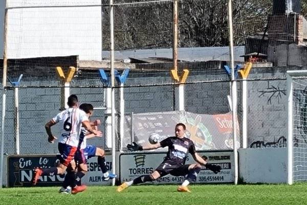San Martín sorprendió a Regatas y volvió al triunfo en El Prado