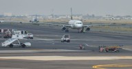 AICM alerta por posibles cancelaciones de vuelos por tormenta ‘Lorena’