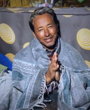 Climate activist Sonam Wangchuk ends hunger strike amid escalating violence in Ladakh protests
