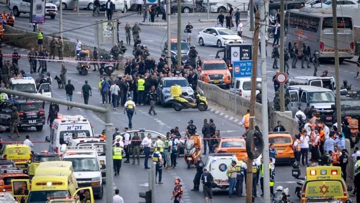 Seis muertos y once heridos tras ataque armado en Jerusalén