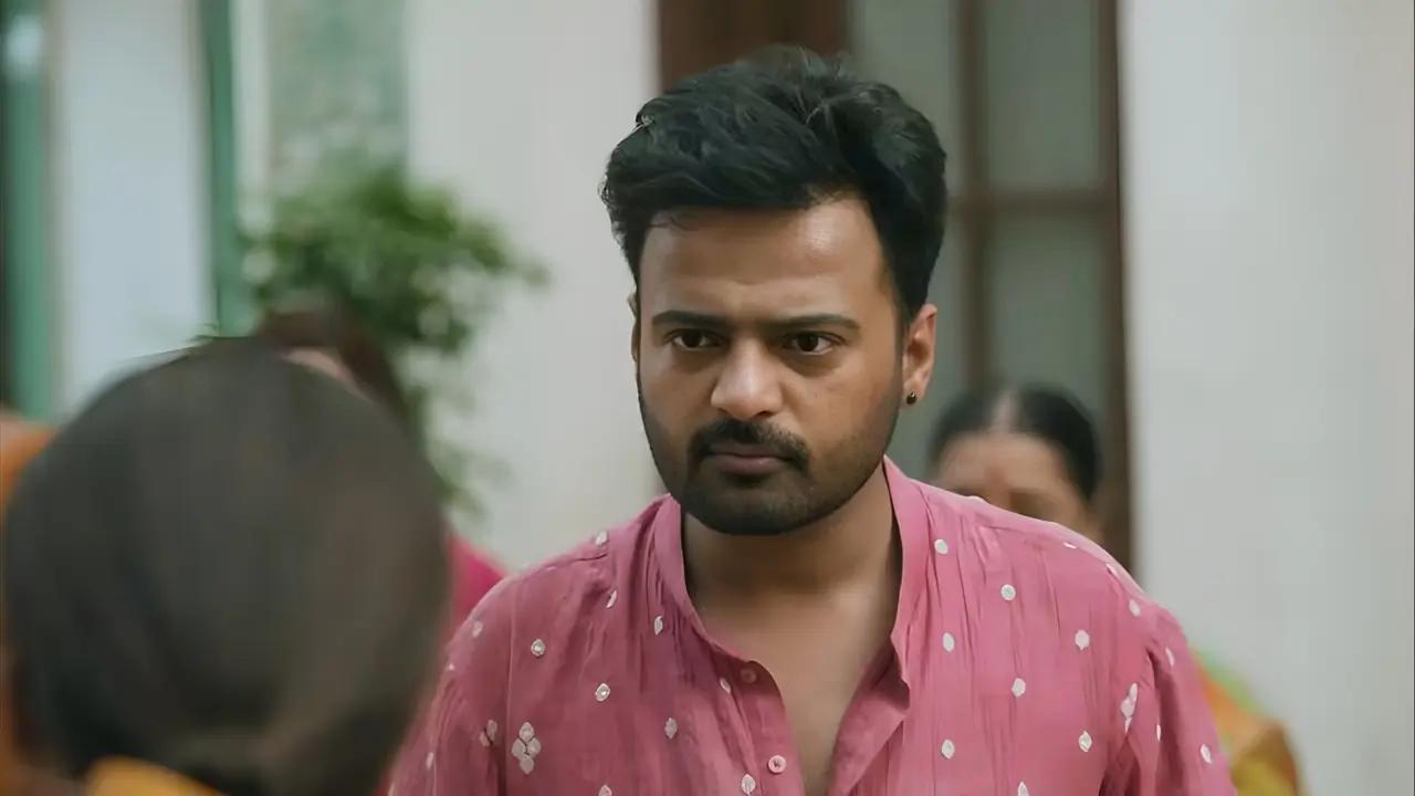 Anupamaa: Toshu gets caught sneaking into Shah house, gets permission to stay