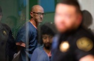 Ex-pilot pleads guilty to interfering with flight crew in federal court