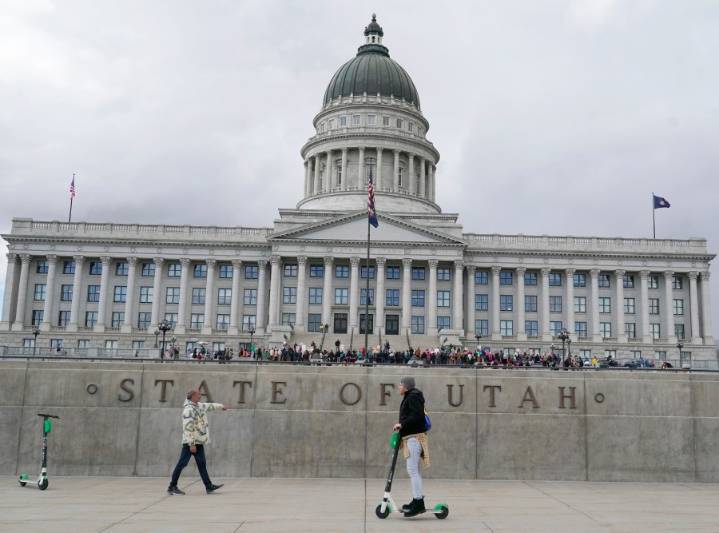 Contentious final hearing of Utah's legislative redistricting committee, no vote on maps