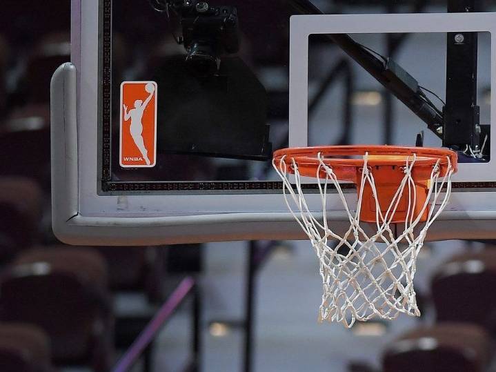 WNBA signs 11-year media deal to air games on USA Network