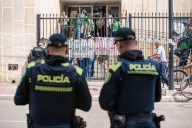 ¿Qué pasa con la restitución de tierras en el Cesar? Campesinos volvieron a bloquear edificio de la Caja Agraria en Valledupar