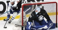 Leafs happy with goalie tandem as Stolarz seeks extension