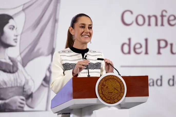 Día de la Mujer Indígena: Cartilla de Derechos se traduce a 35 lenguas.