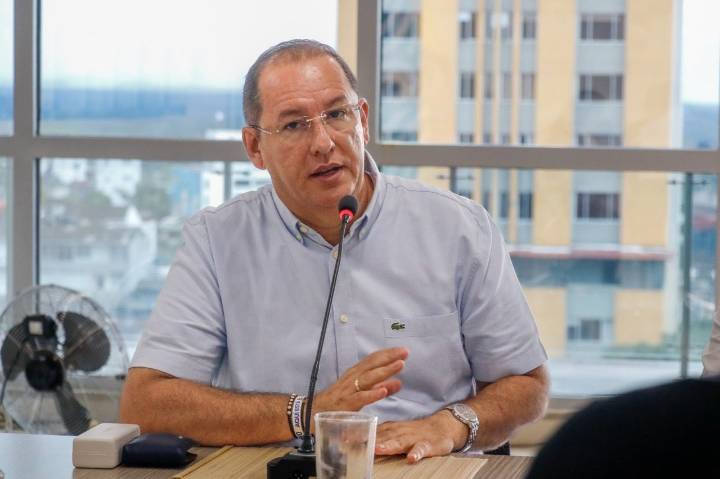 Alcalde de Villavicencio dice que vándalos están dañando los bienes públicos