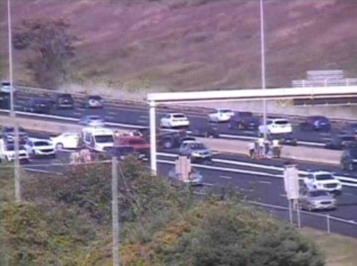 State police investigating after man allegedly flees scene of crash on I