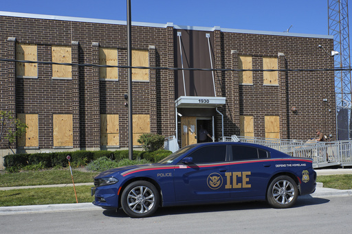 As immigration arrests spike in Chicago, activists escalate tactics to fight back