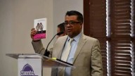 Sale Julio López como director general de la Normal Superior en Parral; alumnos anuncian huelga