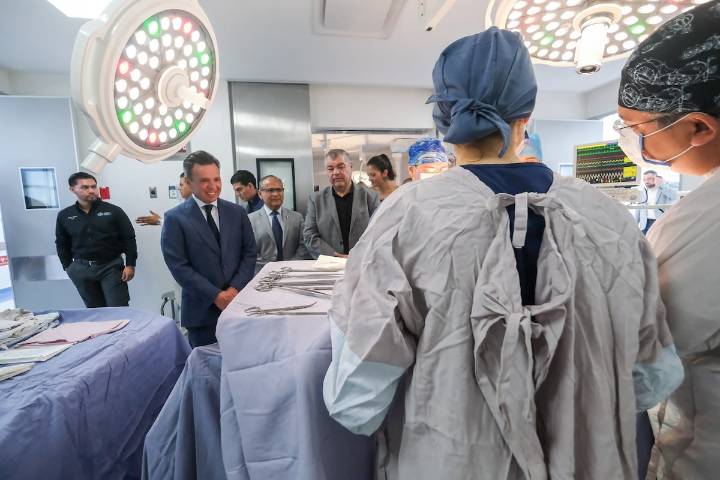 Encabeza Pablo Lemus Navarro, Gobernador de Jalisco, entrega de nuevos quirófanos, área de cocina y comedor en el Hospital General de Occidente