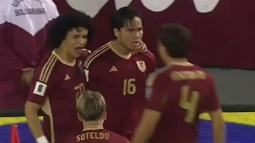 ¡Acaricia el repechaje! Golazo de Telasco Segovia para el 1-0 de Venezuela ante Colombia en Maturín (VIDEO)