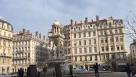 Una ciudad francesa conmemora el aniversario de su liberación de los nazis con una placa con la fecha equivocada