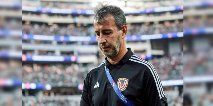 ¿Inminente renuncia? «Bocha» Batista pidió disculpas