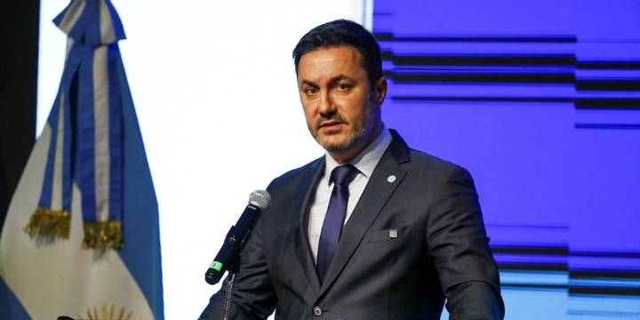 Los nombres que suenan para suceder a Luis Petri en el Ministerio de Defensa cuando asuma como diputado