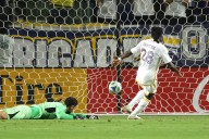 Joseph Paintsil notches hat trick in Galaxy’s win over Sporting KC