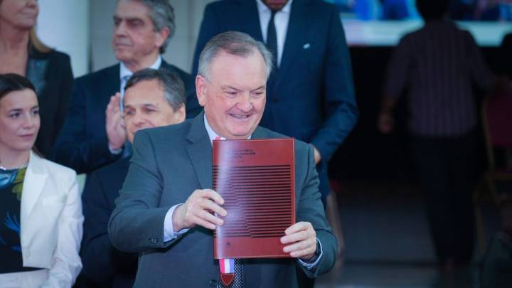 Felipe Michlig: "La Constitución del 25 es la más importante de la historia de Santa Fe"