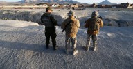 Autoridades de Bolivia intentan repatriar a policías detenidos en la frontera