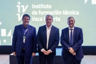 Firmaron el acuerdo para crear el Instituto Vaca Muerta en Neuquén capital