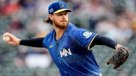 Guardians win 10 straight, sweep Twins in doubleheader