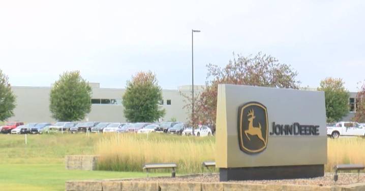 Waterloo feels impact as John Deere cuts jobs amid slump
