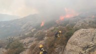 Declarado el nivel 1 de peligrosidad en el incendio forestal entre Villanueva y Valverde de la Vera More