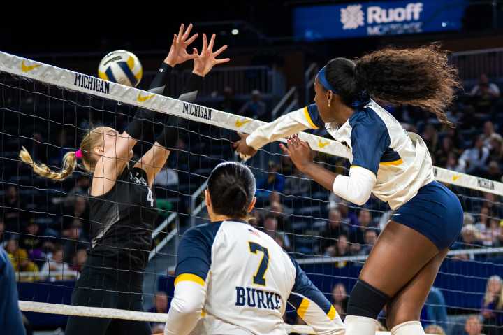 Comeback mentality drives Michigan into 3-0 victory over Virginia
