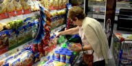 Beneficios para jubilados: cómo ahorrar en el supermercado y hacer crecer los haberes