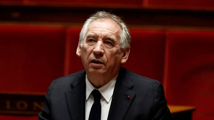 French prime minister Francois Bayrou ousted in confidence vote
