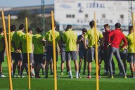 Ningún rival se va de vacío: el Racing, líder sin porterías a cero