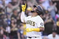 Deadspin | Padres put on power display in downing Diamondbacks