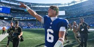 Giants’ Jaxson Dart praises Russell Wilson after first NFL win