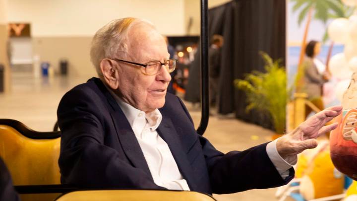 Buffett indicator stock market overvalued